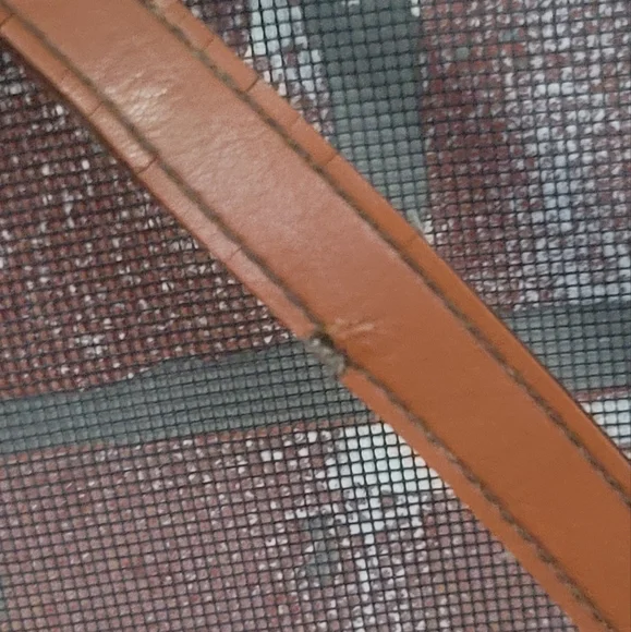 Dooney & Bourke Vintage HandbagDooney & Bourke All Weather Leather Pebble Grain - Picture 9 of 10